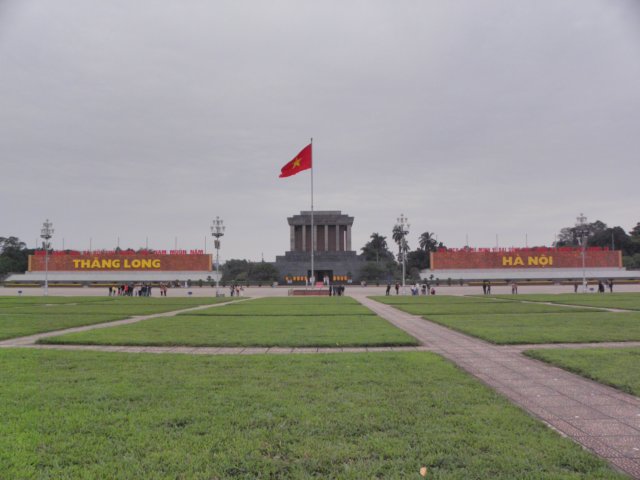 vietnam2010hanoi81.jpg